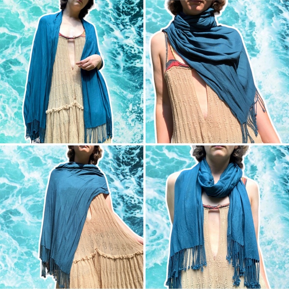 True Vintage y2k Teal Pashmina Shawl with Fringe